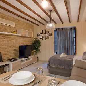 Apartamento Y Lofts En Triana, Sevilla